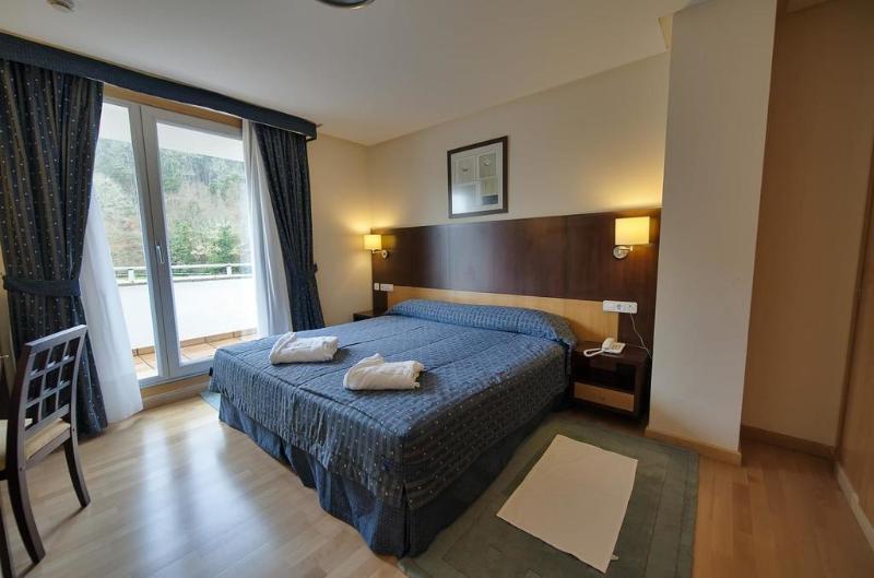 Self guided inn to inn walking holiday in Portugal GR50 Gerês National Park. Discover traditional villages, plenty of wildlife and stunning landscapes!